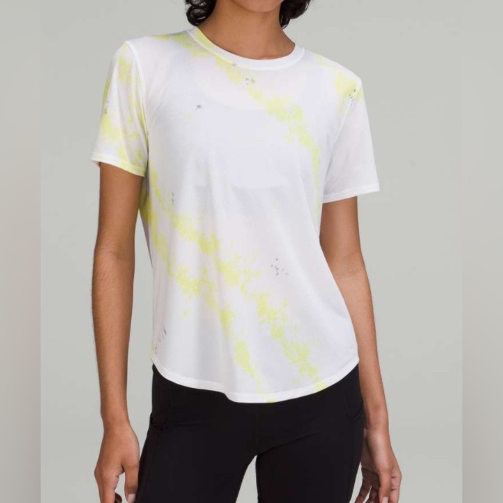 NWOT Lululemon High-Neck Running and Training T-Shirt Cross Court Wash Electric